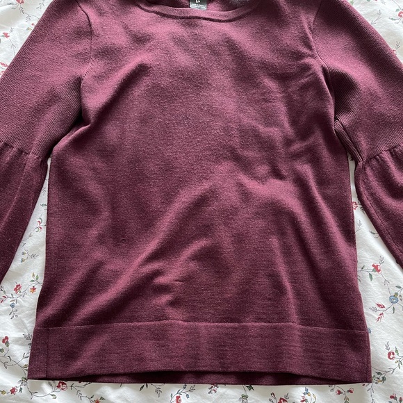 Club Monaco Balloon Sleeve Top - Picture 4 of 5